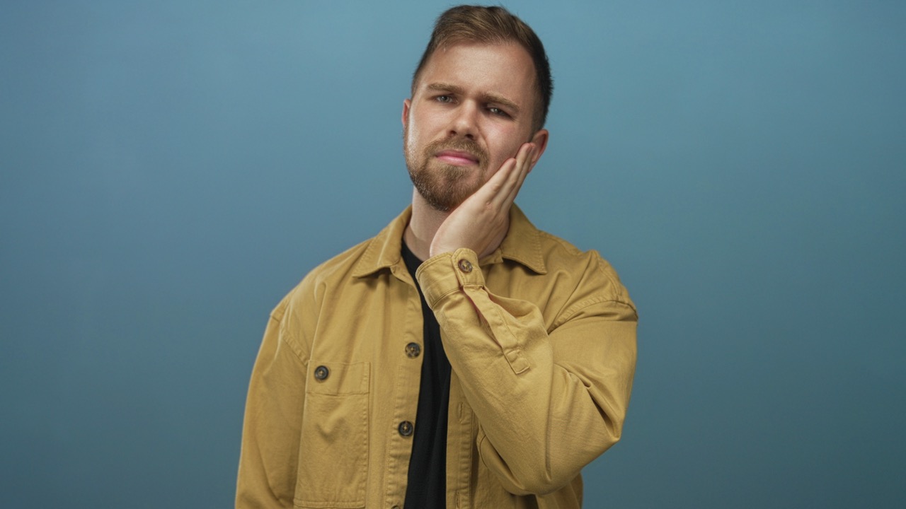 Top 7 Signs You May Need a Dental Crown And What to Do About It